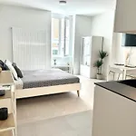 Golden - Stylish And With Free Parking! Apartment Lugano