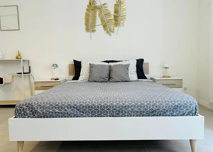 Golden - Stylish And With Free Parking! Daire Lugano